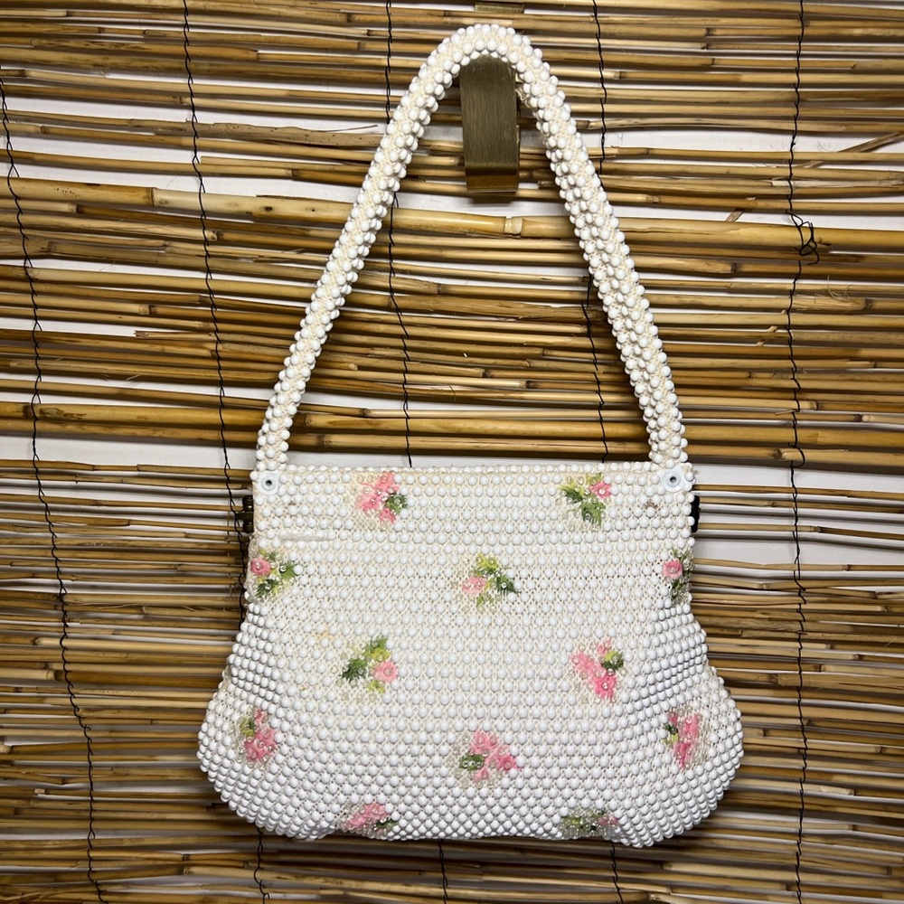Vintage  Beaded Floral Shoulder Bag - White with Pink Flowers